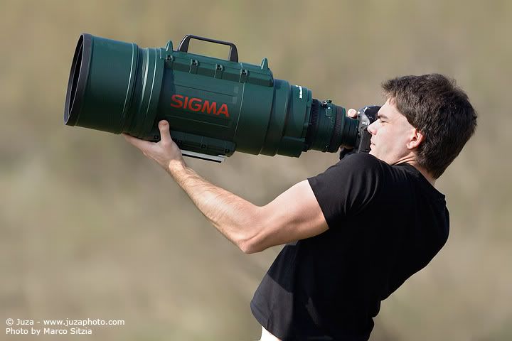 IMAGE: http://i116.photobucket.com/albums/o1/charliegrs1/sigma-200-500-f2-8.jpg