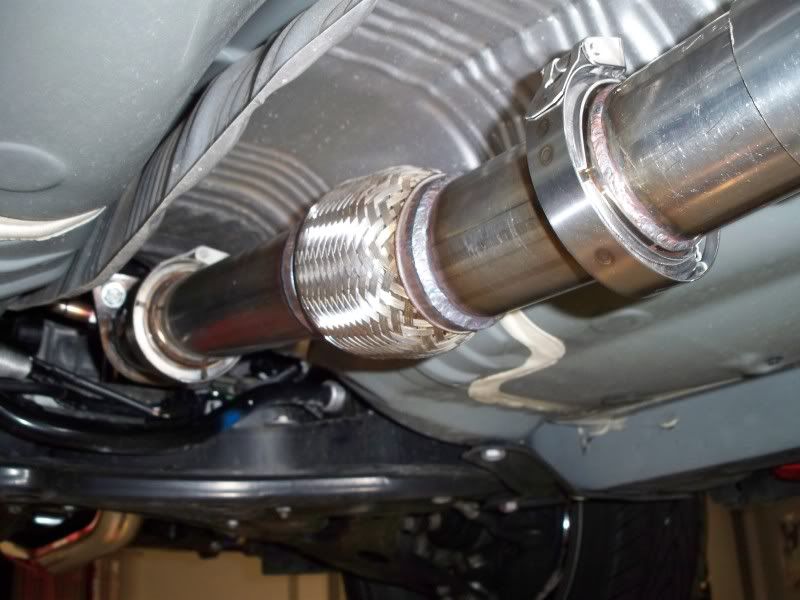 100% perfect fitment with the catalytic converter pipe, for easy swapping.