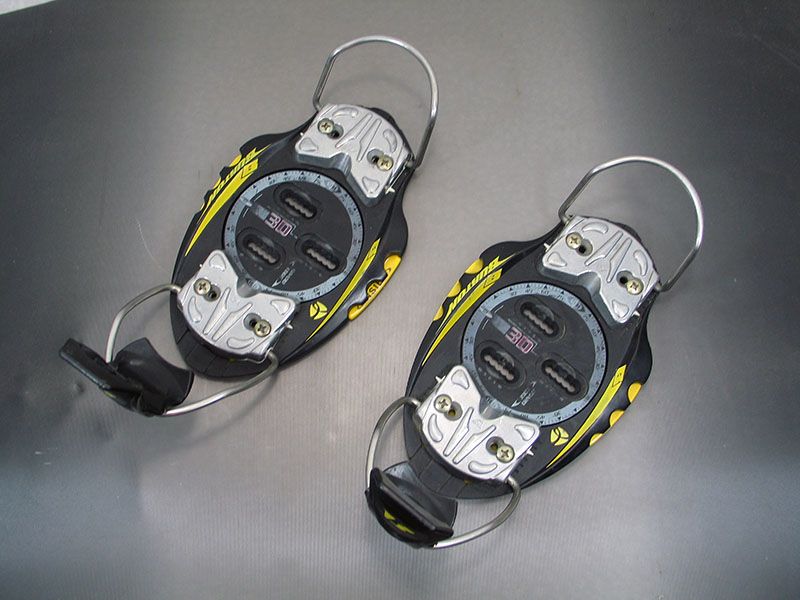 yellow Burton Snowboard Bindings Hard Boot Carving Slalom Race Plate