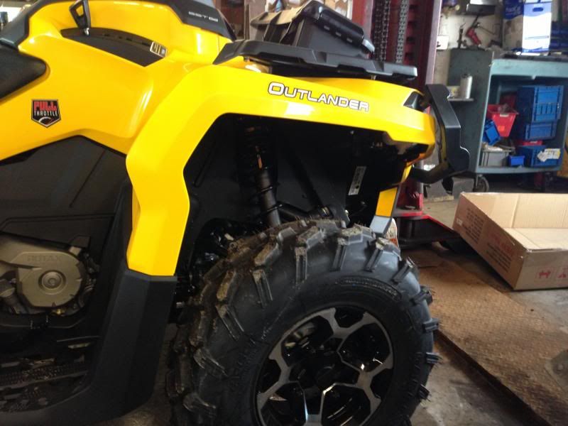CAN AM OUTLANDER 500 650 800 800r inner fender set// splash guards