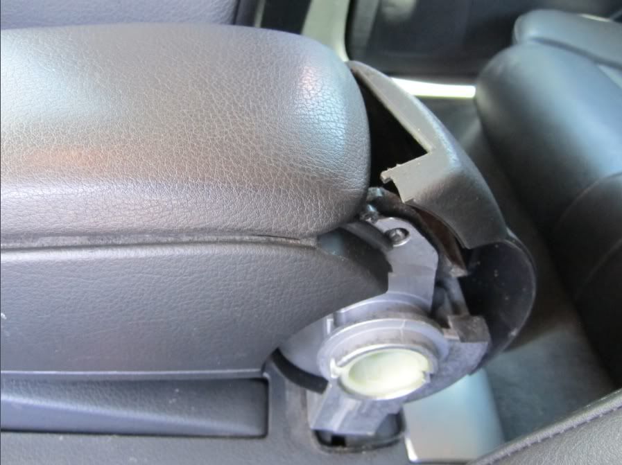 DIY How to fix your broken armrest lid