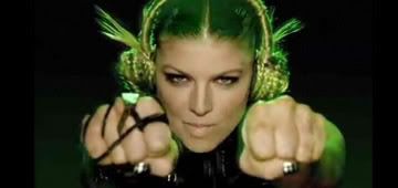 http://i116.photobucket.com/albums/o26/PortalBEP/03_fergie_bbp.jpg