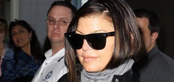 http://i116.photobucket.com/albums/o26/PortalBEP/fergie-lax-3269-1-1.jpg