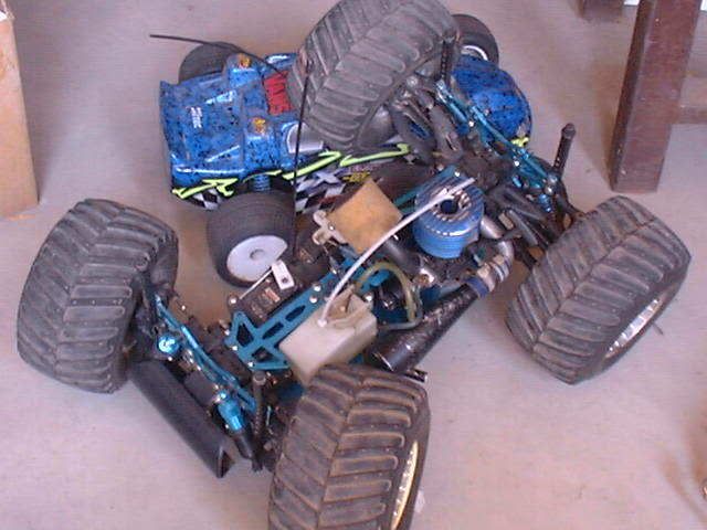 duratrax nitro truck