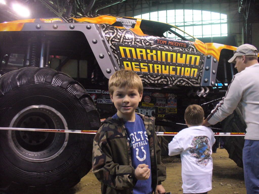 Max D We didnt have time to wait in line for Maximum Destruction. The line was about as long as Grave Diggers. Did manage to get a quick picture though.