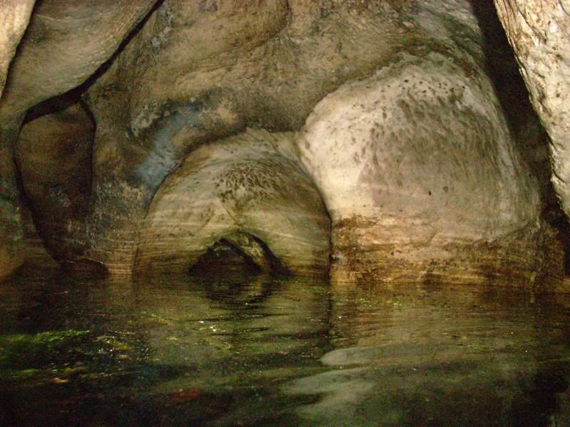 GatorHoleCave.jpg