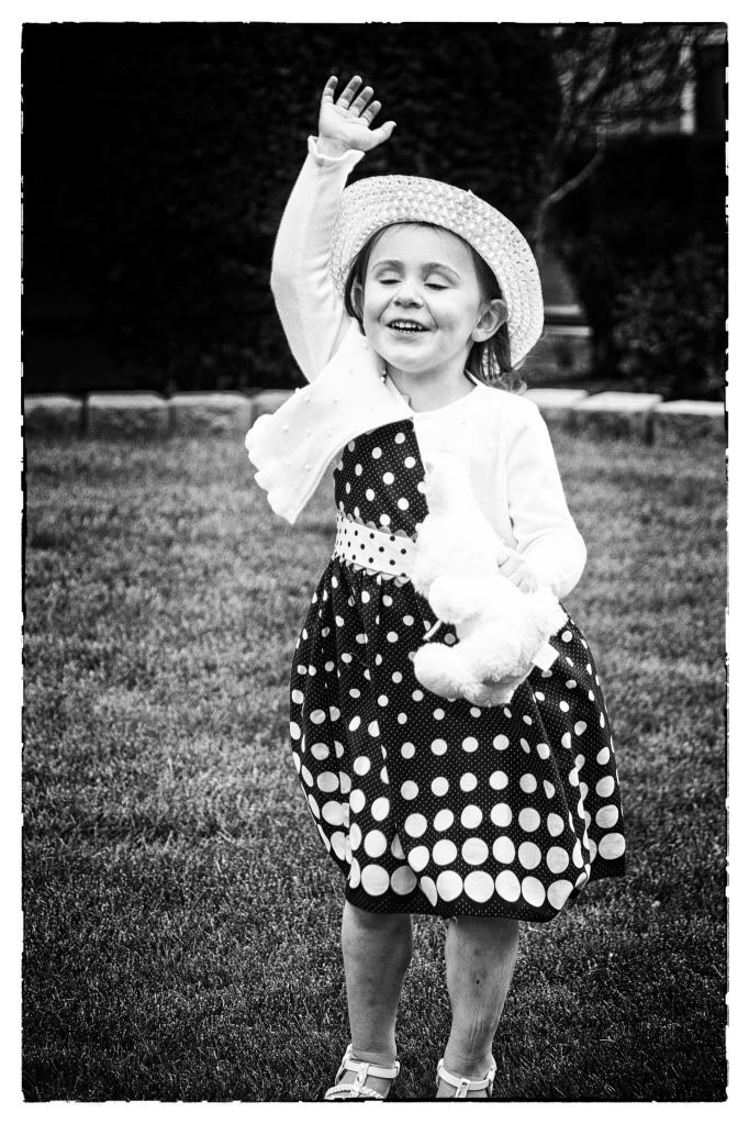 IMAGE: http://i116.photobucket.com/albums/o5/drjohn24/Portraits/IMG_5164.jpg