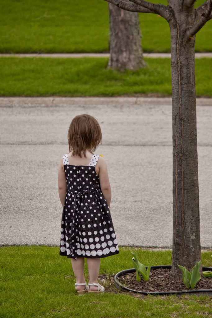 IMAGE: http://i116.photobucket.com/albums/o5/drjohn24/Portraits/IMG_5240.jpg