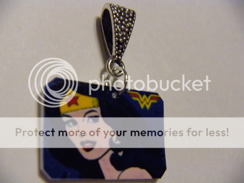 Wonder Woman Pendant Fun Comics DC Superheroine COOL  