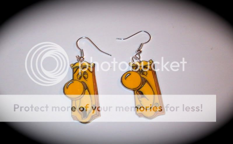 Alice in Wonderland  Doorknob earrings disney,so CUTE  