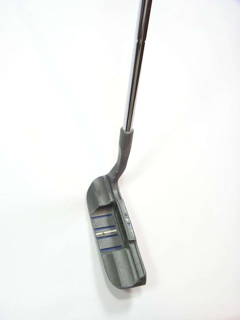   feeling wilson alignment 2000 putter with heel toe weighting gooseneck